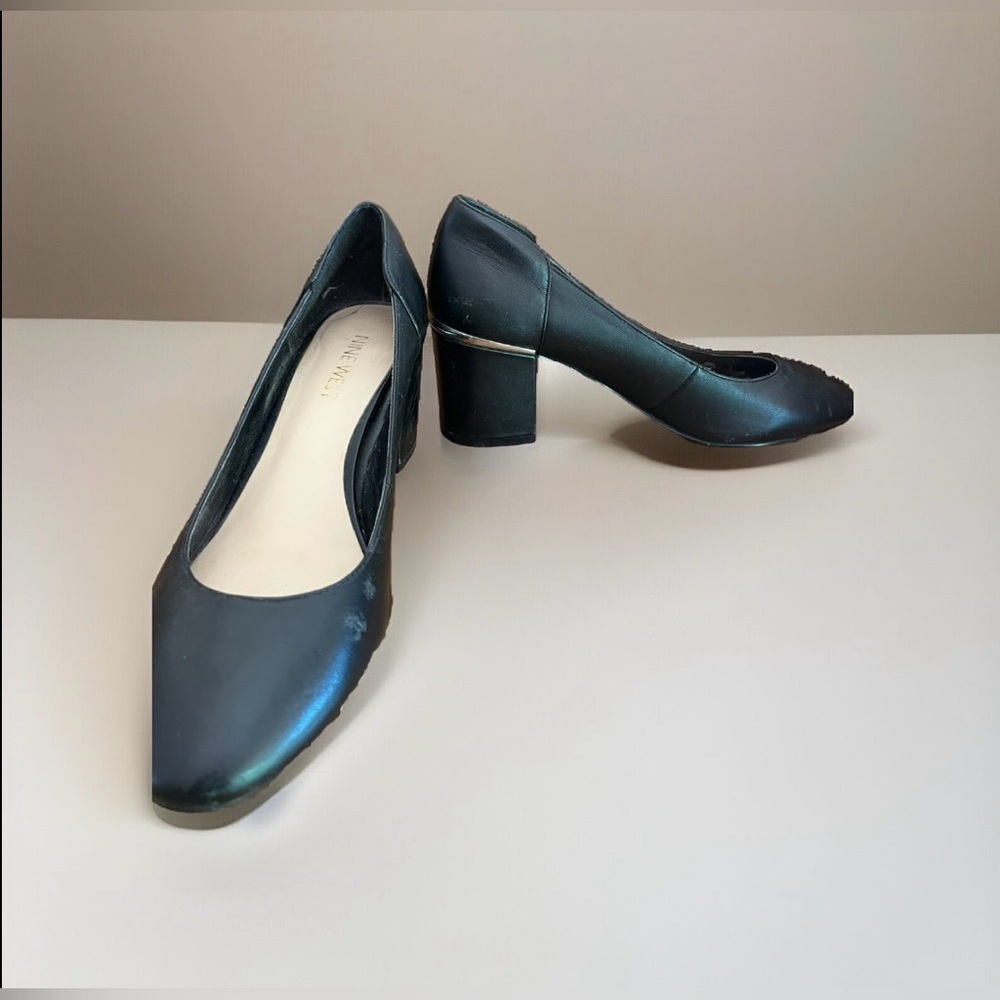 Women shoes black size 5 pre-owned